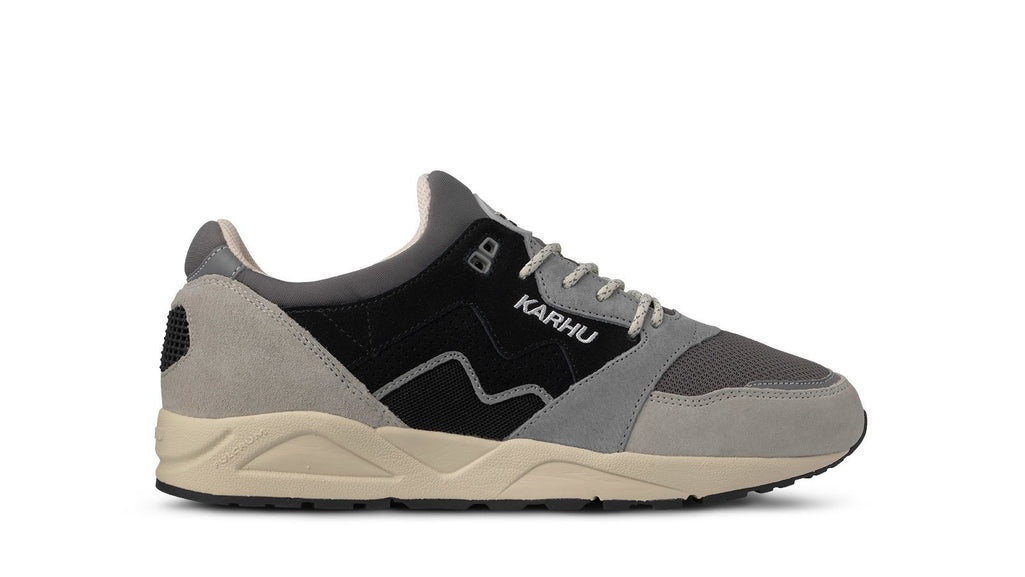 Karhu Aria 95 Dawn Blue / Jet Black F803122 sneakers