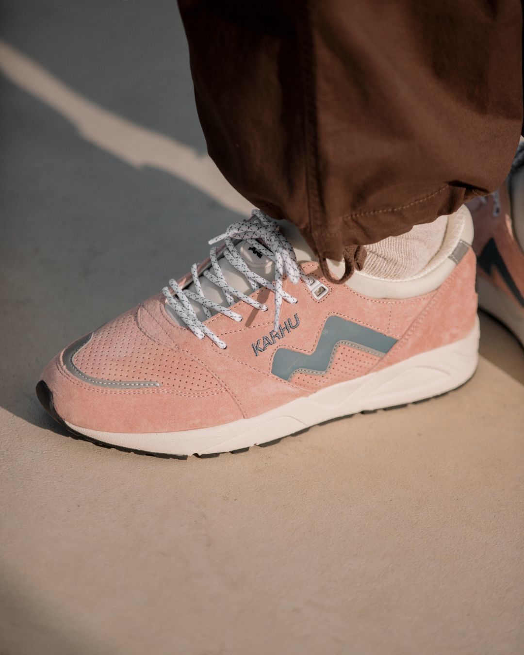 Karhu Aria 95 Cameo Rose / Blue Mirage F803125 sneakers